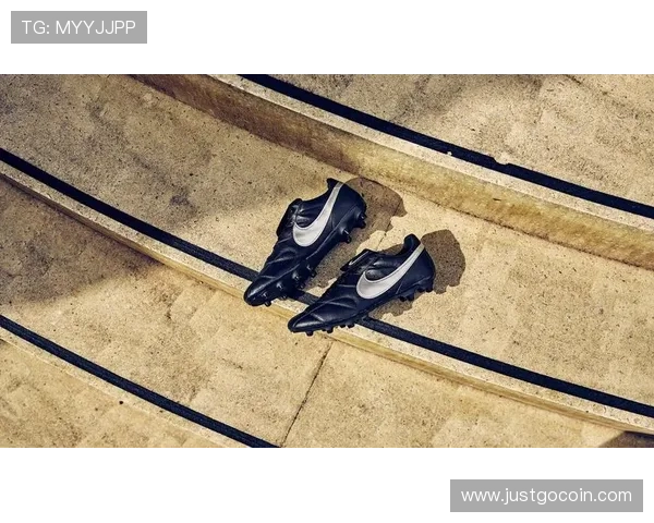 耐克足球明星球鞋的魅力与科技结合引领潮流新风尚