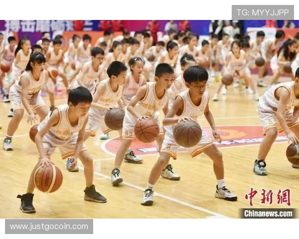 成都篮球队在最新篮球状态排行榜中荣登第八名展现强劲实力与潜力 成都篮球队在最新篮球状态排行榜中荣登第八名展现强劲实力与潜力