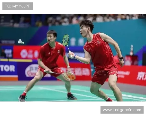 重庆羽毛球队在全国锦标赛中展现灵活性与战术多变的精彩表现 重庆羽毛球队在全国锦标赛中展现灵活性与战术多变的精彩表现